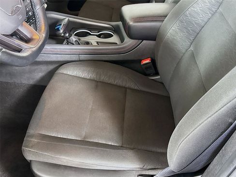 Used 2023 Dodge Durango GT AWD/4WD image 12