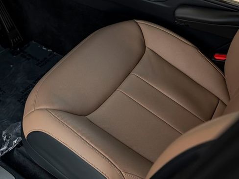 Used 2024 Land Rover Range Rover Sport Dynamic SE image 15