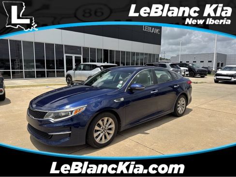 Used 2017 Kia Optima LX FWD image 1
