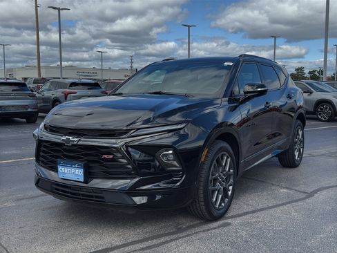 Certified 2023 Chevrolet Blazer RS image 2