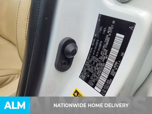 Used 2019 Toyota Highlander XLE image 5