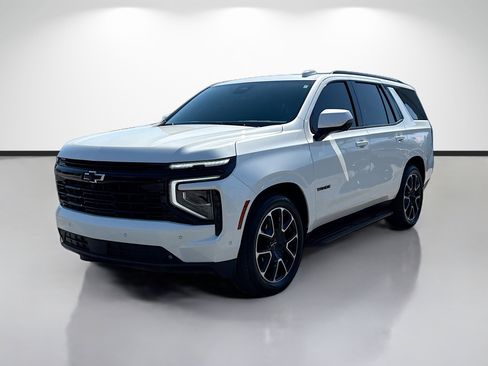 Used 2025 Chevrolet Tahoe RST w/ RST Capability Package AWD/4WD image 7