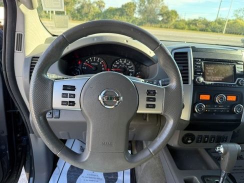 Used 2015 Nissan Frontier SV w/ SV Value Truck Package image 17