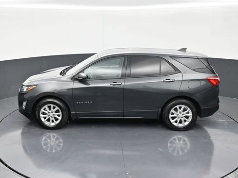 Used 2019 Chevrolet Equinox LS image 14