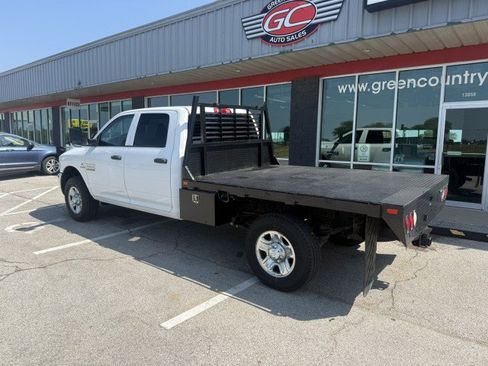Used 2016 RAM 3500 Tradesman w/ Chrome Appearance Group AWD/4WD image 2