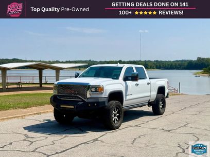 Used 2016 GMC Sierra 2500 Denali w/ Duramax Plus Package