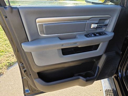 Used 2017 RAM 1500 Big Horn image 25