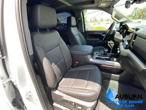 Used 2025 Chevrolet Silverado 1500 LTZ w/ Technology Package AWD/4WD image 15