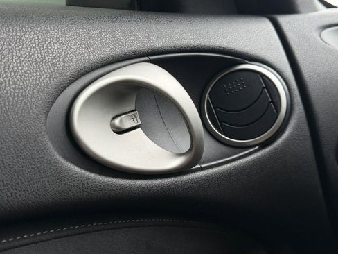 Used 2014 Nissan 370Z Touring w/ Sport Package image 32