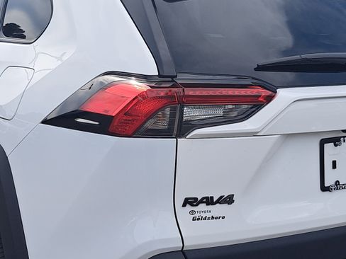 Used 2024 Toyota RAV4 Adventure w/ Convenience Package AWD/4WD image 28