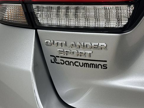 Used 2024 Mitsubishi Outlander Sport ES AWD/4WD image 25