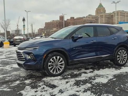 Certified 2023 Chevrolet Blazer Premier AWD/4WD image 4