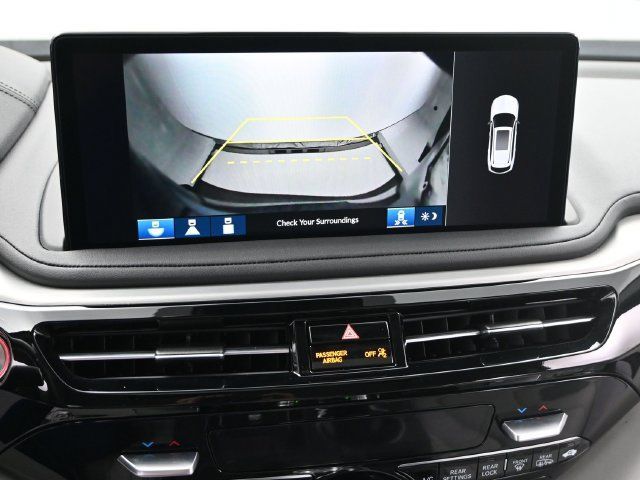 Used 2025 Acura MDX w/ Technology Package FWD image 18
