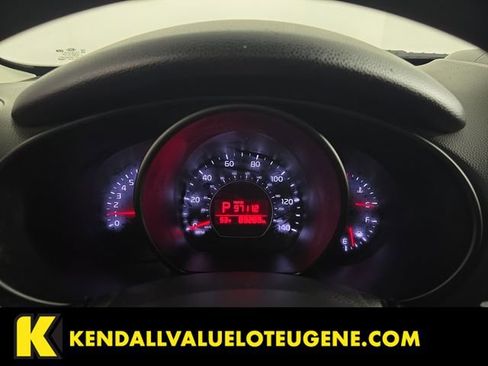 Used 2018 Kia Soul + image 11