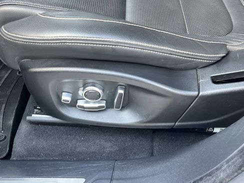 Used 2020 Jaguar F-PACE S AWD/4WD image 28
