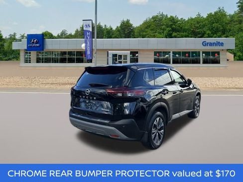 Used 2021 Nissan Rogue SV w/ Premium Package image 7