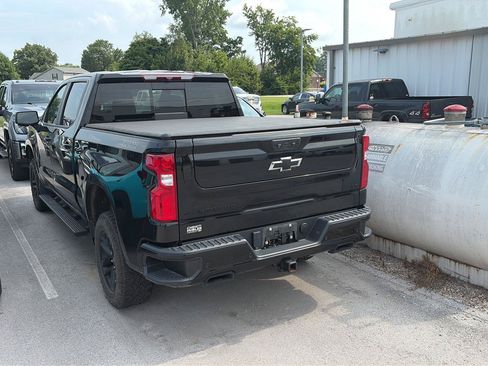 Used 2022 Chevrolet Silverado 1500 LT Trail Boss w/ LT Trail Boss Premium Package AWD/4WD image 4