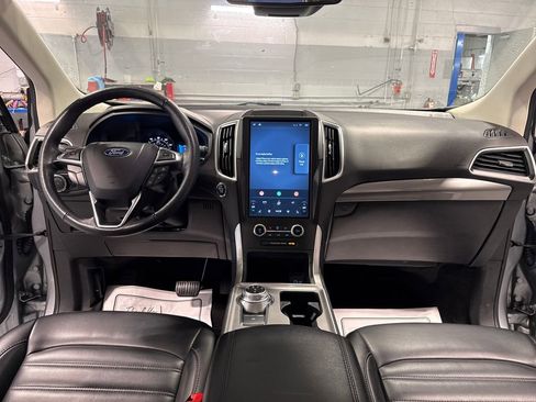 Used 2024 Ford Edge SEL AWD/4WD image 35