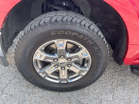 Used 2023 Ford F150 Lariat AWD/4WD image 11