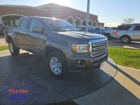 Used 2016 GMC Canyon SLE w/ SLE Convenience Package image 1