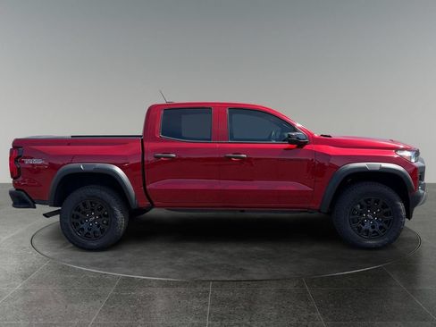 Used 2023 Chevrolet Colorado Trail Boss w/ Advanced Trailering Package AWD/4WD image 10