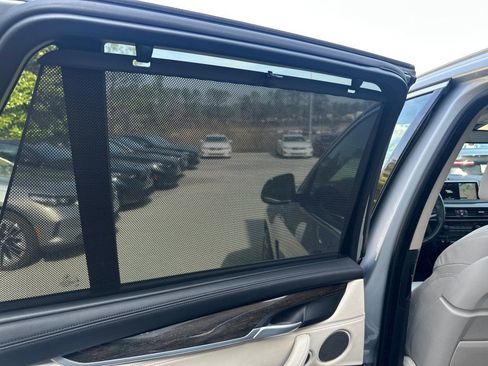 Used 2015 BMW X5 xDrive50i image 29