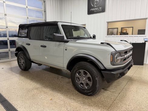 Used 2023 Ford Bronco Big Bend image 49