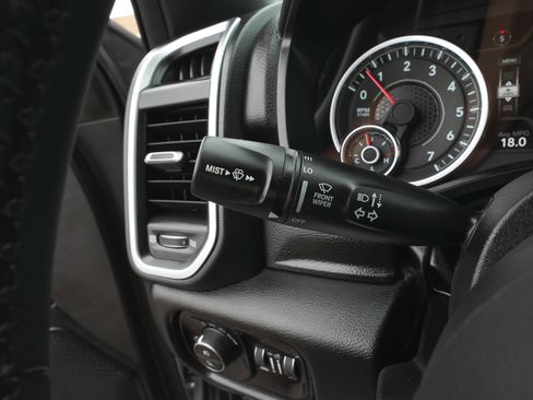 Used 2025 RAM 1500 Big Horn AWD/4WD image 22