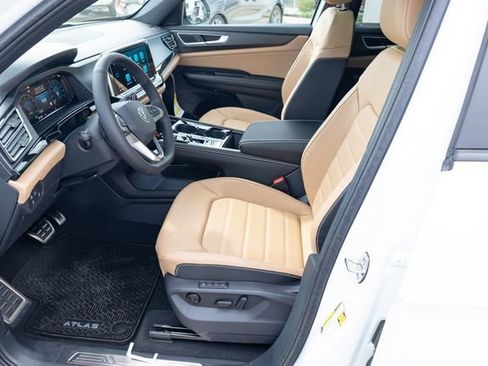 New 2026 Volkswagen Atlas Cross Sport SEL R-Line image 18