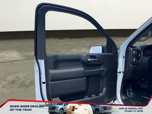 New 2025 GMC Sierra 2500 Pro image 13