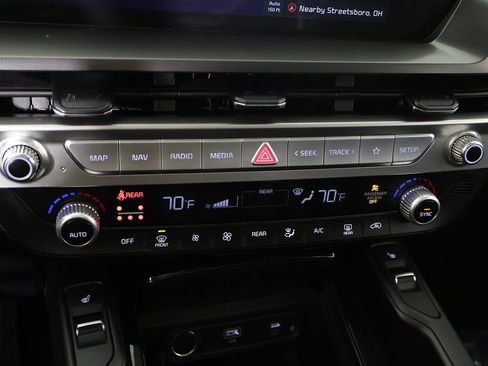 Used 2025 Kia Telluride S image 54