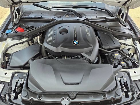 Used 2018 BMW 330i xDrive Sedan AWD/4WD image 15