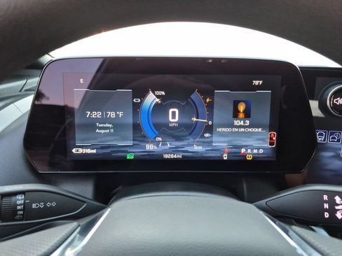Used 2026 Chevrolet Equinox EV LT FWD image 23
