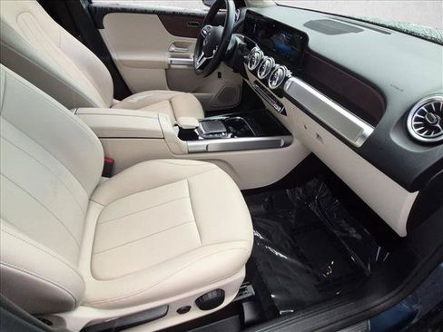 Certified 2022 Mercedes-Benz GLB 250 4MATIC image 22