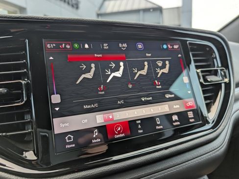 Used 2021 Dodge Durango GT image 27