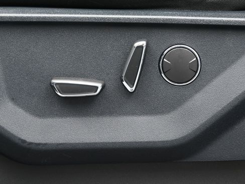 Used 2021 Ford F150 XLT w/ Equipment Group 302A High image 9