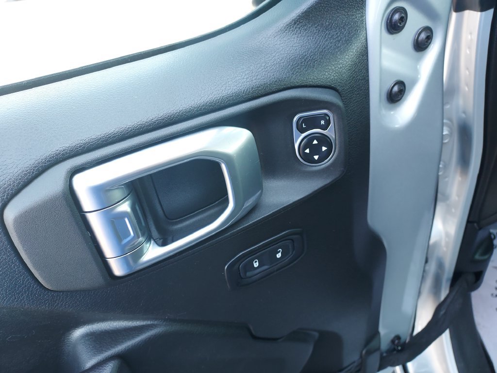 Used 2024 Jeep Wrangler Unlimited Sport AWD/4WD image 11