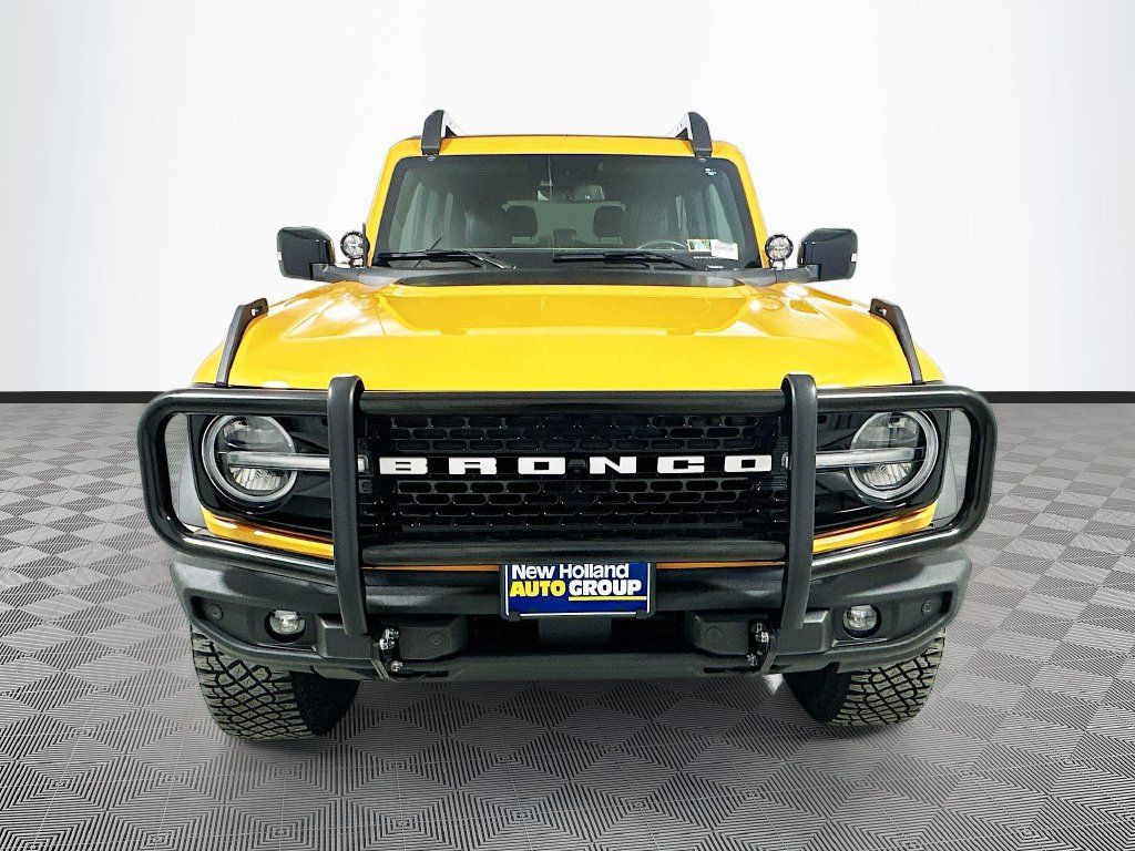 Certified 2021 Ford Bronco Wildtrak AWD/4WD image 3