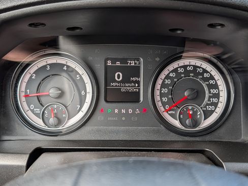 Used 2024 RAM 1500 Classic SLT AWD/4WD image 16