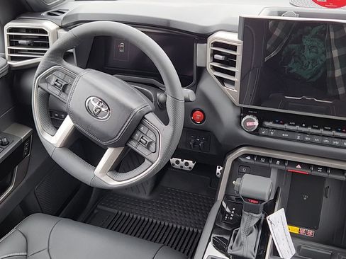 New 2026 Toyota Tundra Limited AWD/4WD image 5