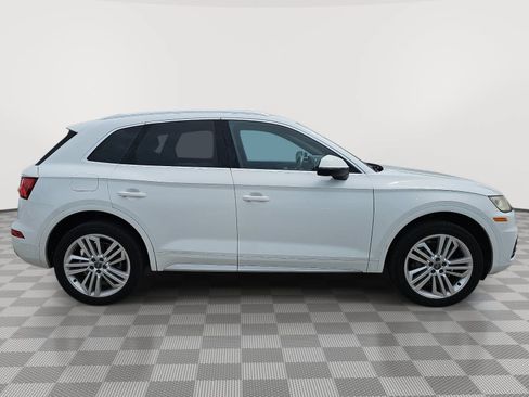 Used 2018 Audi Q5 2.0T Premium Plus w/ Premium Plus Package AWD/4WD image 9