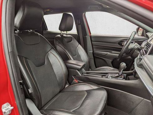 Used 2022 Jeep Compass Limited image 19