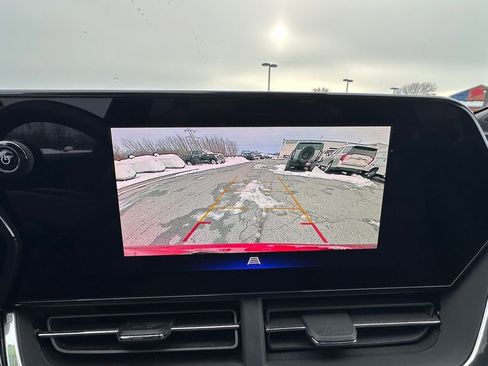 Certified 2024 Chevrolet Trax RS image 24