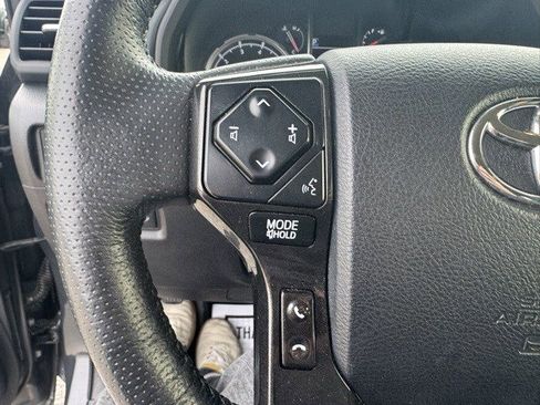 Used 2024 Toyota 4Runner TRD Off-Road Premium image 15
