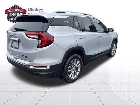 Used 2022 GMC Terrain SLT w/ Infotainment Package II image 5