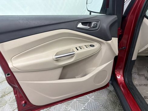 Used 2014 Ford Escape Titanium FWD image 11