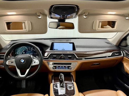 Used 2016 BMW 750i xDrive image 61