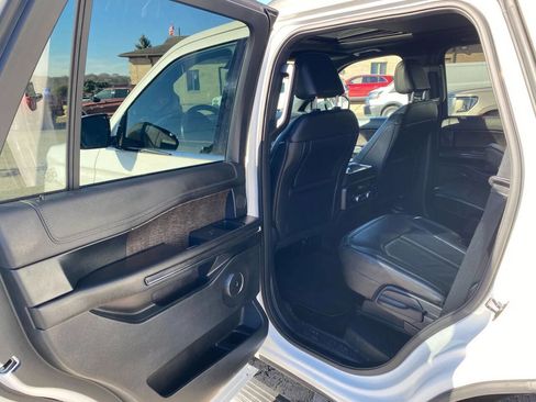 Used 2021 Ford Expedition Limited AWD/4WD image 1