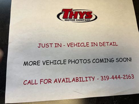 Used 2020 Jeep Cherokee Trailhawk AWD/4WD image 2