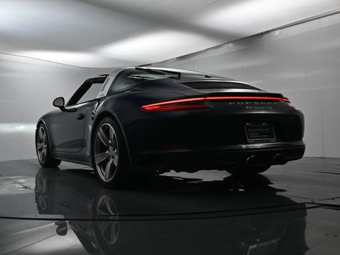 Used 2019 Porsche 911 Targa 4S image 57